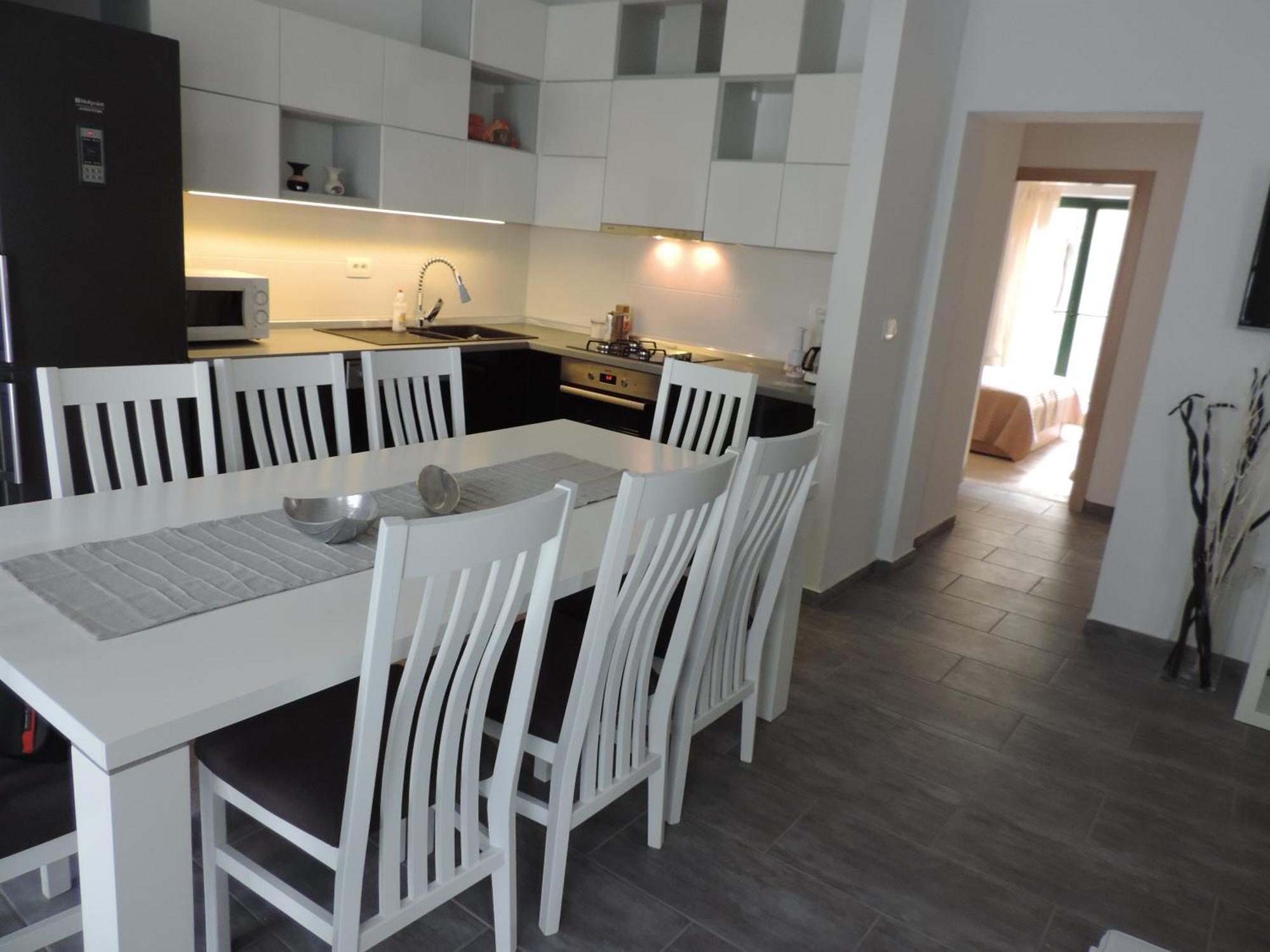 Apartments Lori Биоград на Мору Екстериор снимка