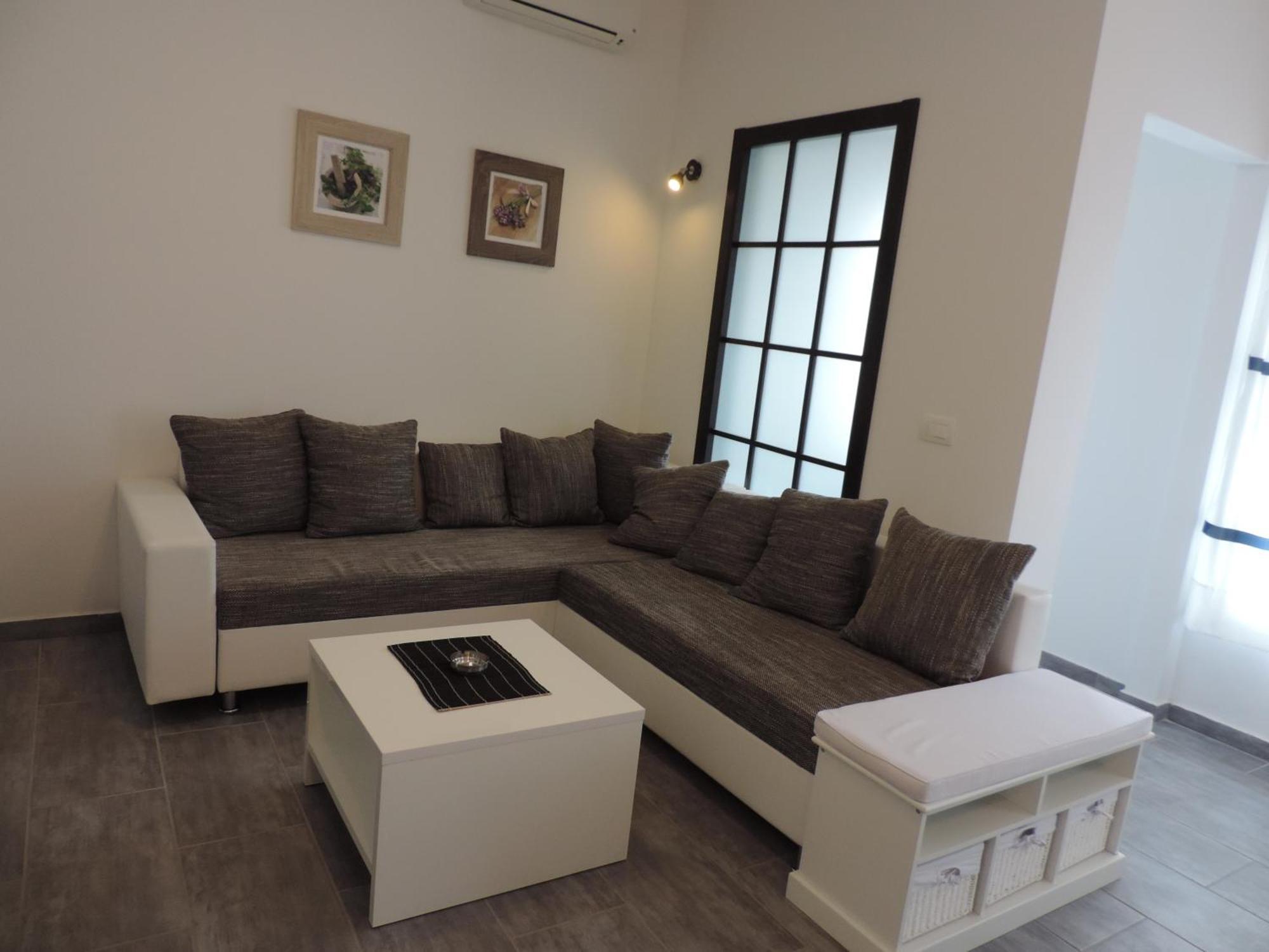 Apartments Lori Биоград на Мору Екстериор снимка