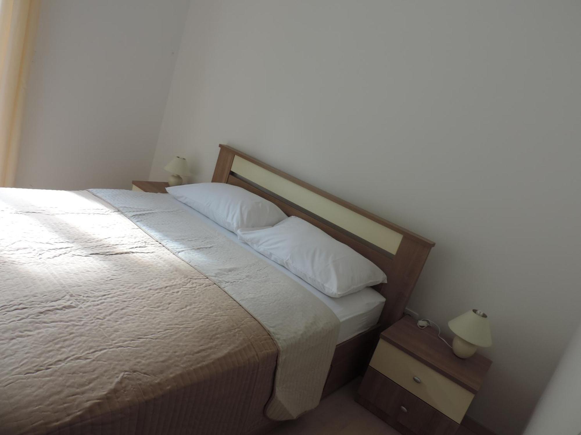 Apartments Lori Биоград на Мору Екстериор снимка