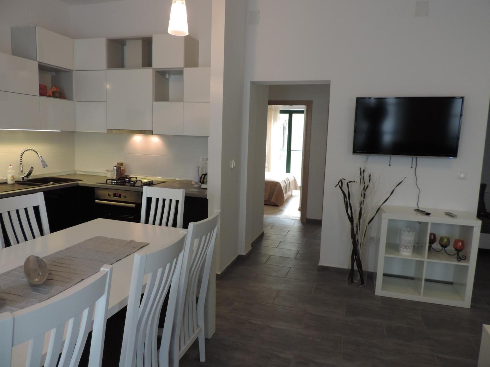 Apartments Lori Биоград на Мору Екстериор снимка
