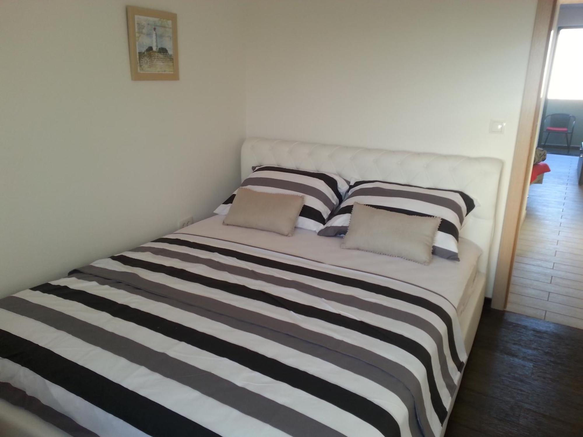 Apartments Lori Биоград на Мору Стая снимка